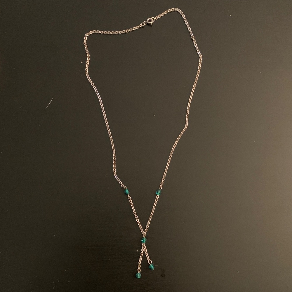 Elegant Faux Silver Necklace with Green Accents